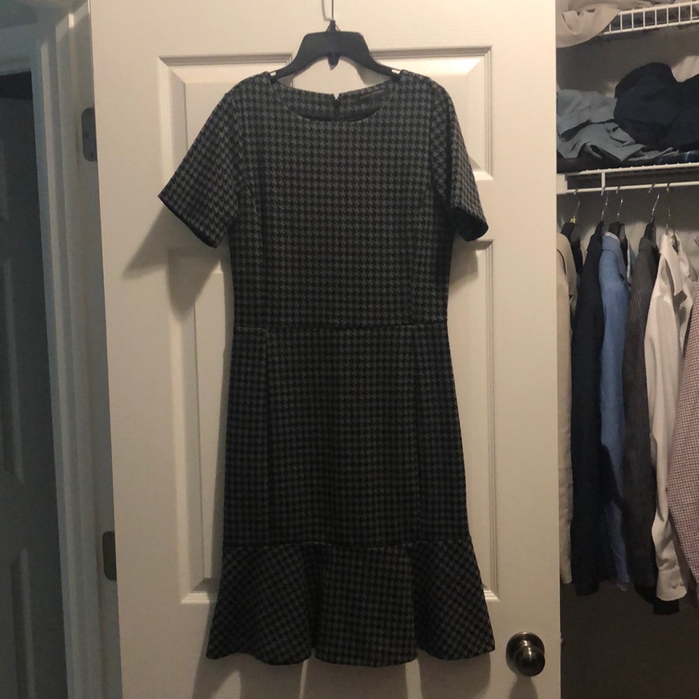 Banana Republic business dress with ruffle.